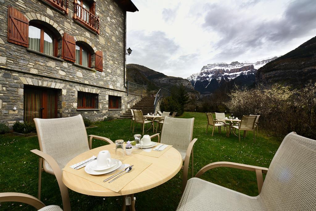 Hotel Abetos Torla-Ordesa Exterior foto