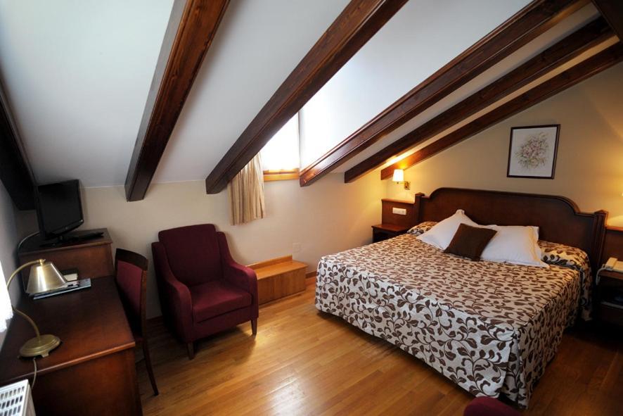 Hotel Abetos Torla-Ordesa Zimmer foto